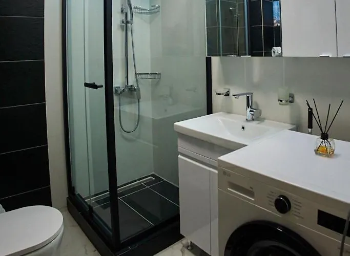 Sunny アパート コンスタンツァ